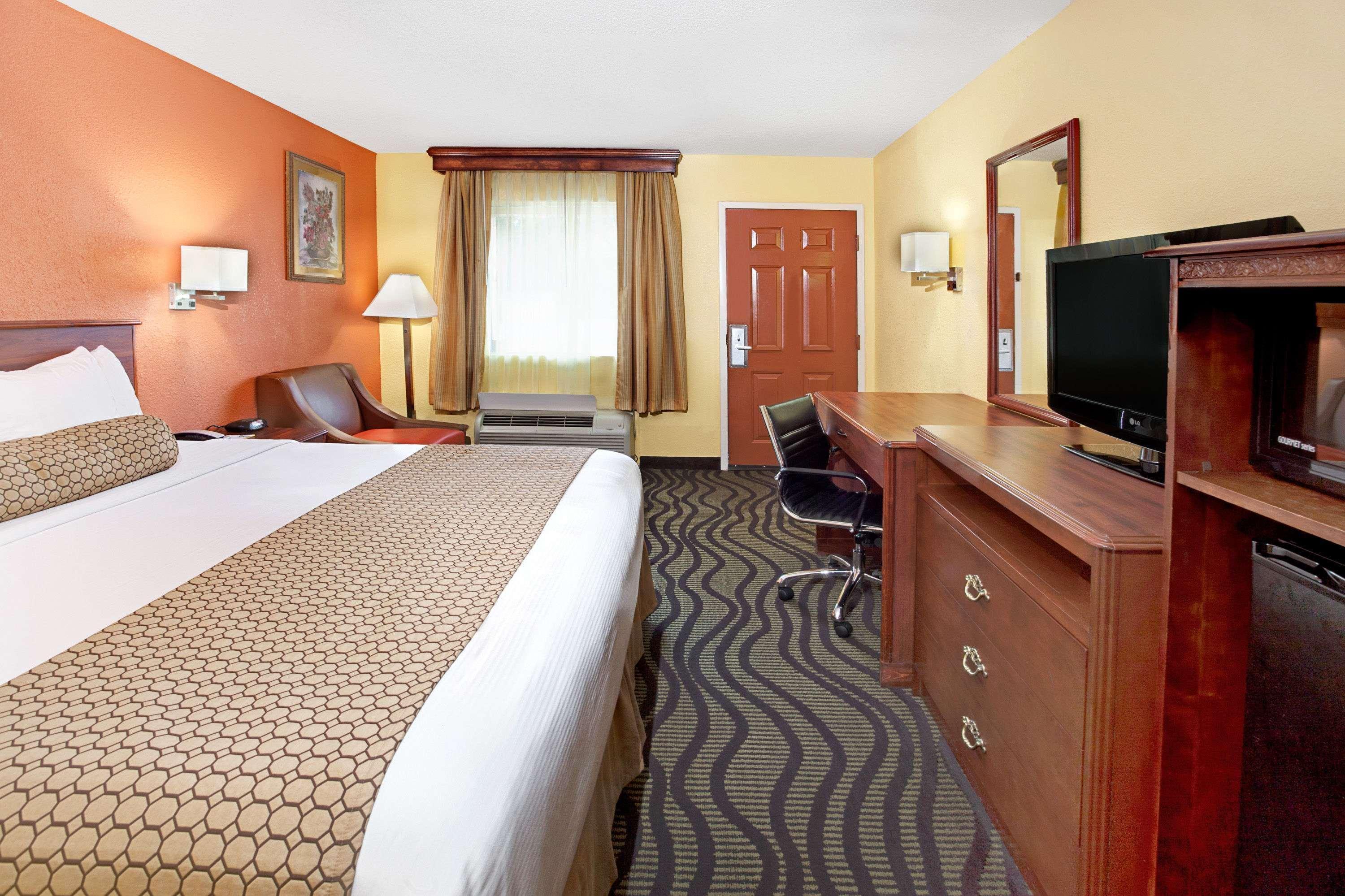 Days Inn By Wyndham Acworth Extérieur photo